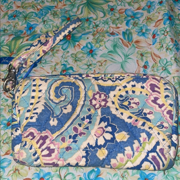 3 vera Bradley wallet’s & wristlet - Picture 3 of 12